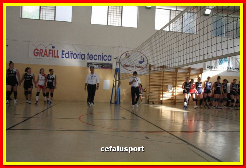150523 volley 229_tn.jpg